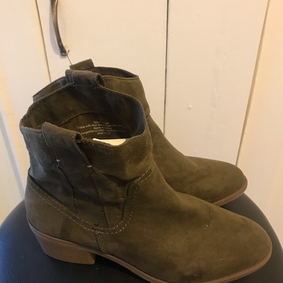 Booties - Picture 4 of 4